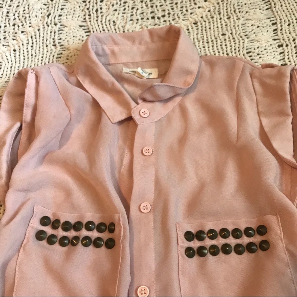 Sheer pink button down - Picture 2 of 4